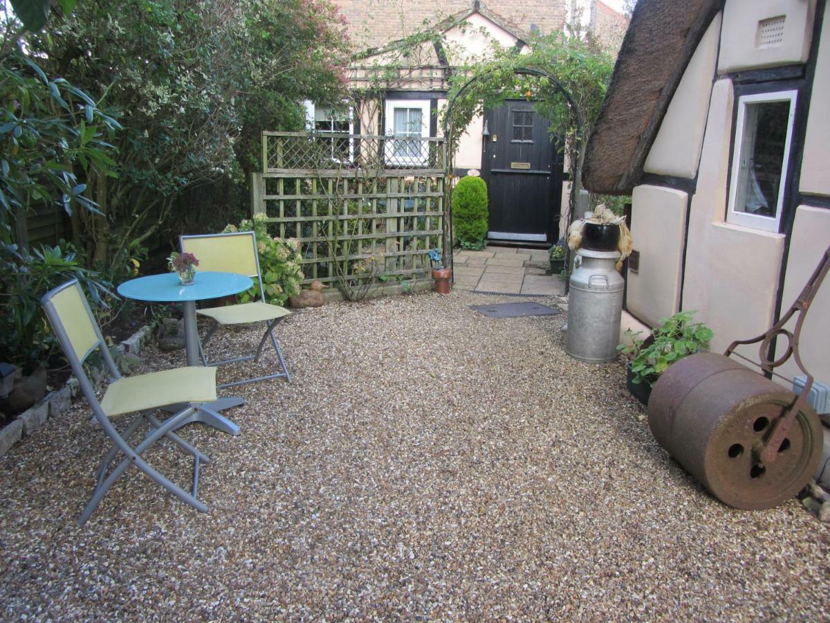 The Stable Vila Eastleigh Exterior foto