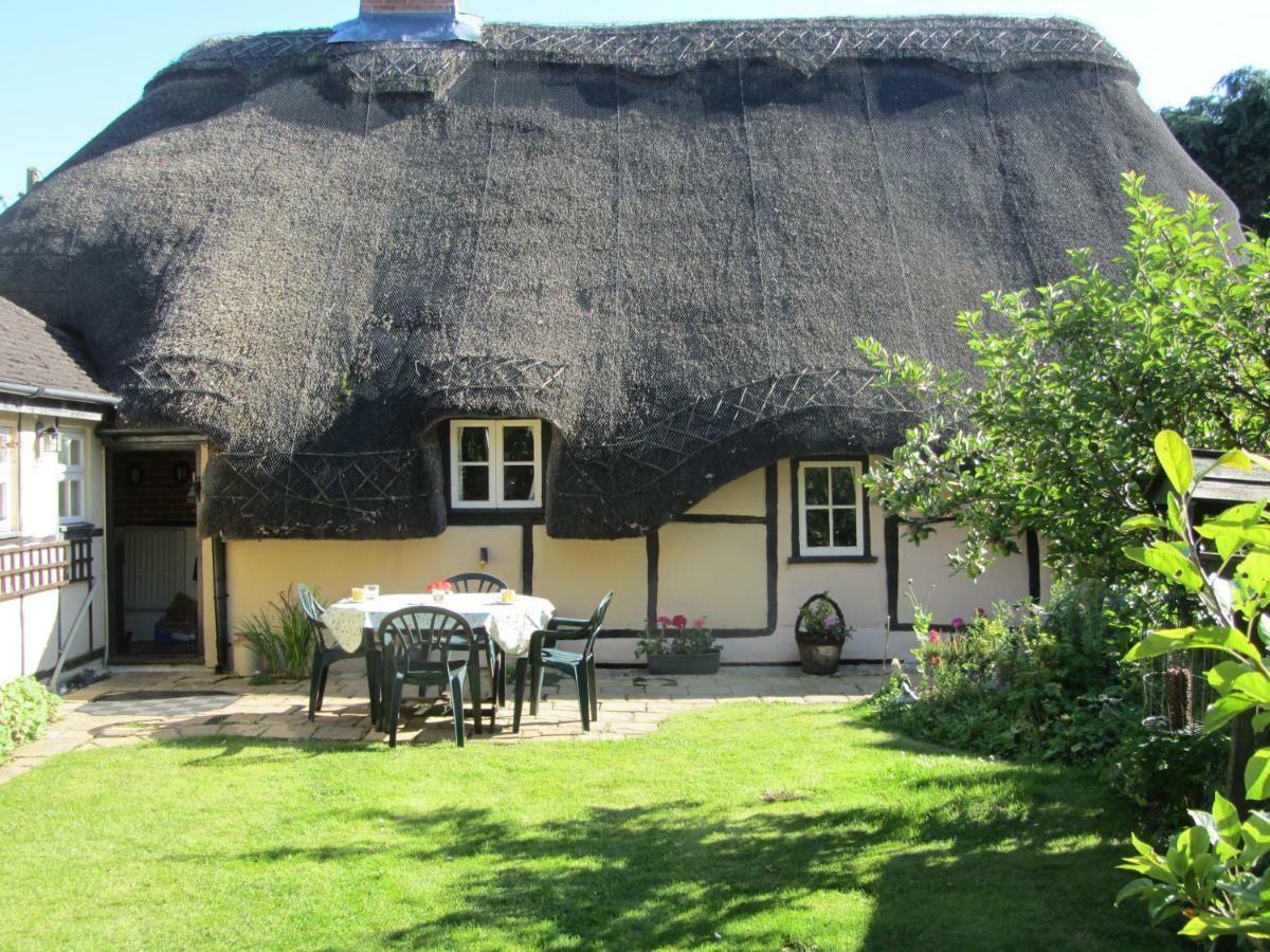 The Stable Vila Eastleigh Exterior foto